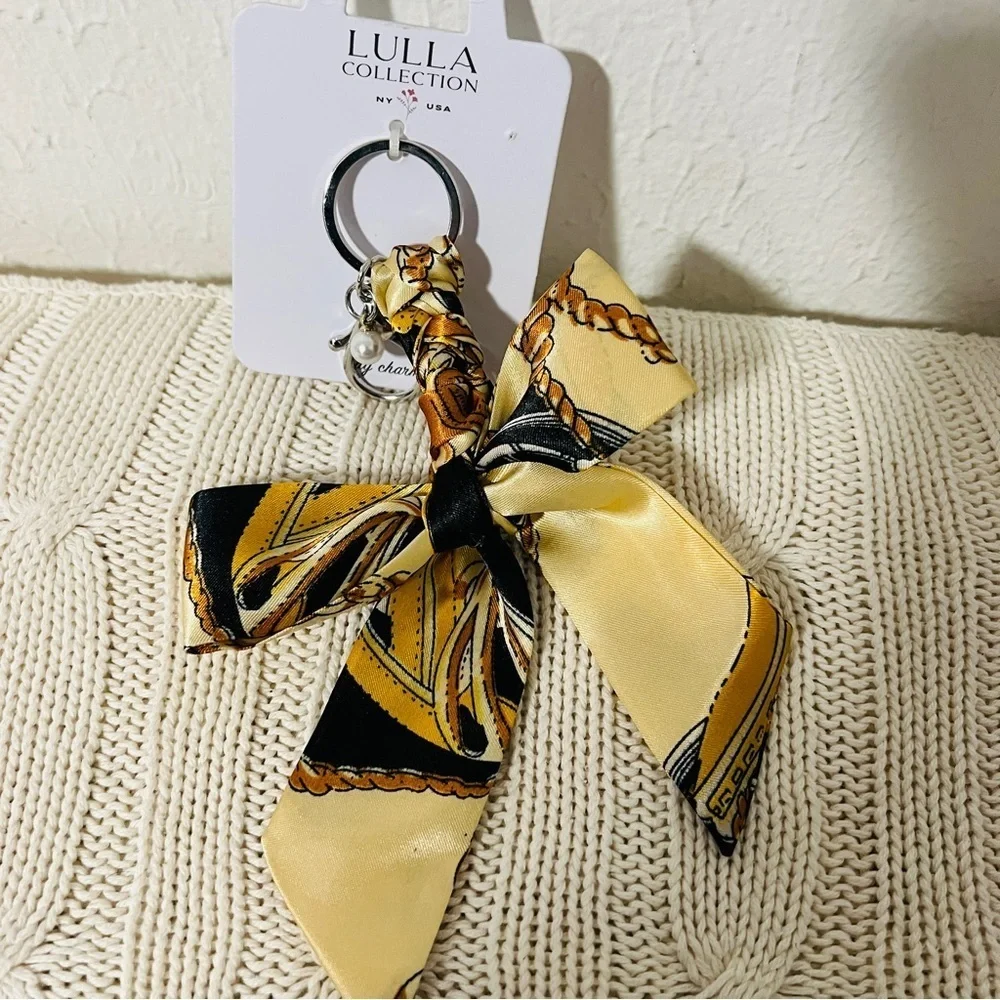 Lulla Collection Women New Bag Charm with Scarf Like Bow Pearl Charm Gold/Black